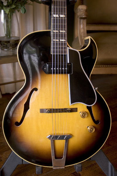 MInt Gibson ES-175 Guitar